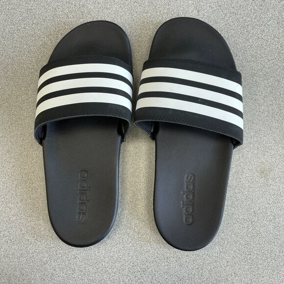 NWOT Adidas Women's Size 6 Adilette Comfort Slides Black/White - Picture 1 of 5